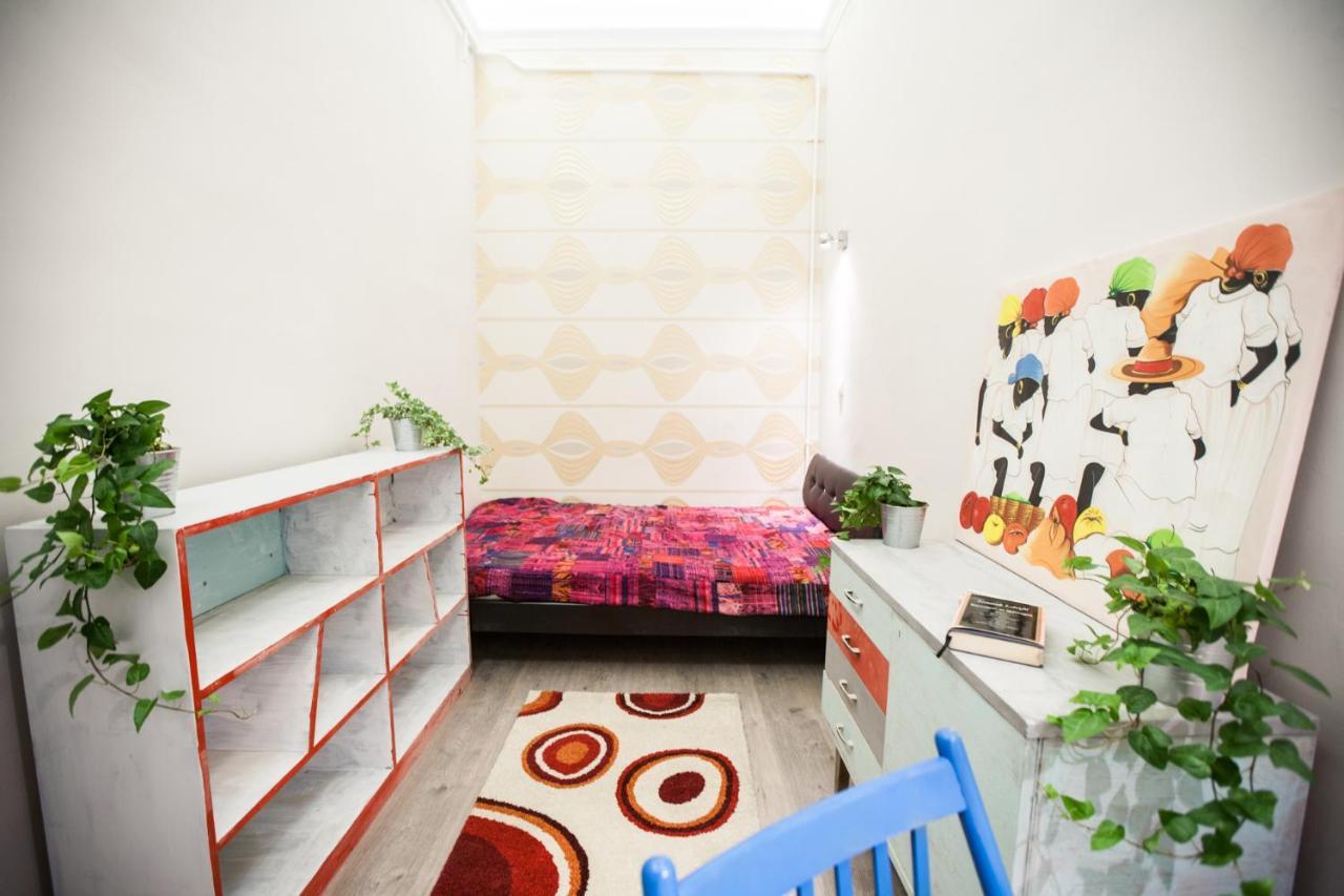 N40 By Small Home Budapest Luaran gambar